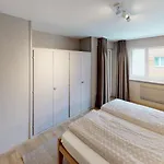 Reka-feriendorf * Zinal