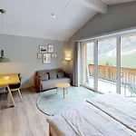 Reka-feriendorf * Zinal